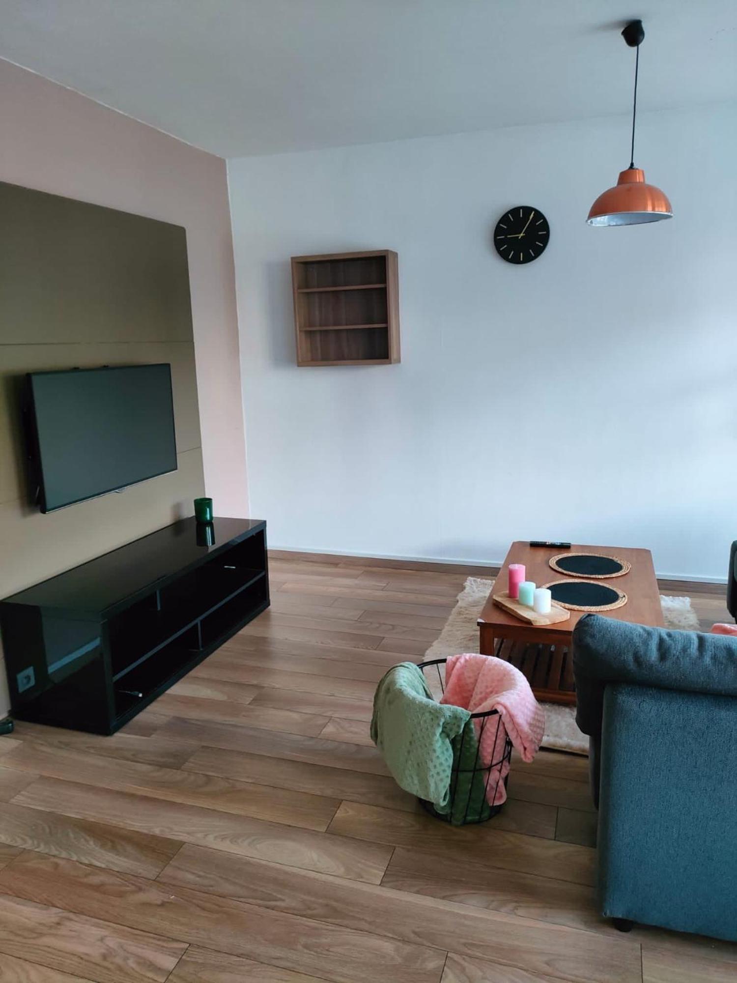 Chaleureux Appartement. ディナン エクステリア 写真