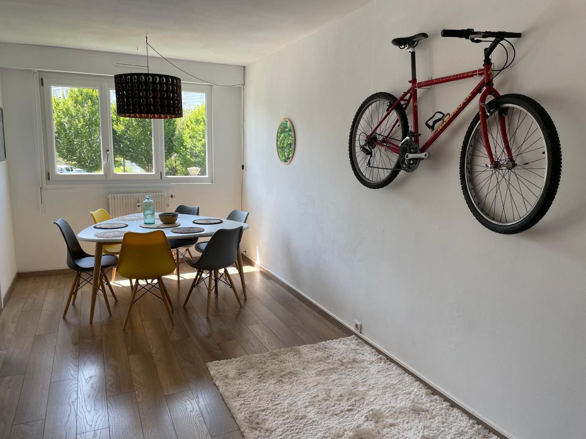 Chaleureux Appartement. ディナン エクステリア 写真